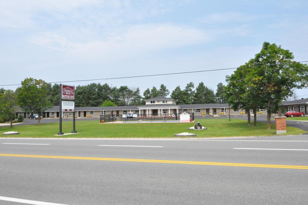 Colonial House Motor Inn 퍼스 외부 사진