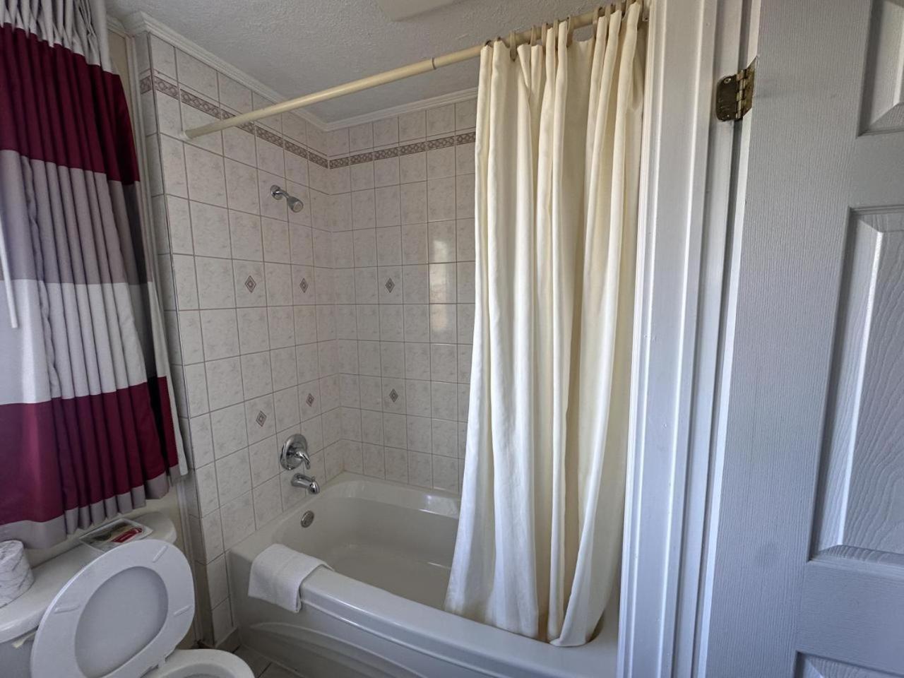 Colonial House Motor Inn 퍼스 외부 사진