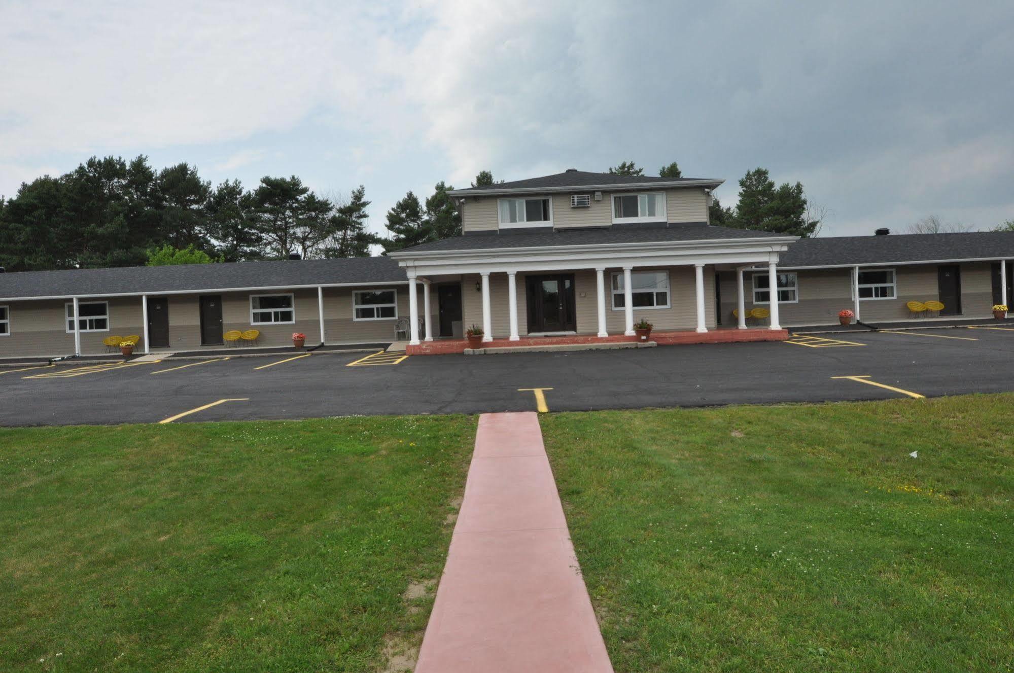 Colonial House Motor Inn 퍼스 외부 사진